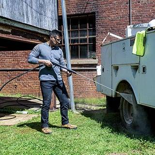 The DXPW61156 is built for tough job sites.